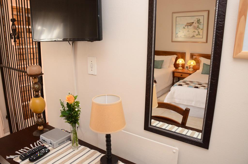 Simonsberg Guest House ستيلينبوش الغرفة الصورة